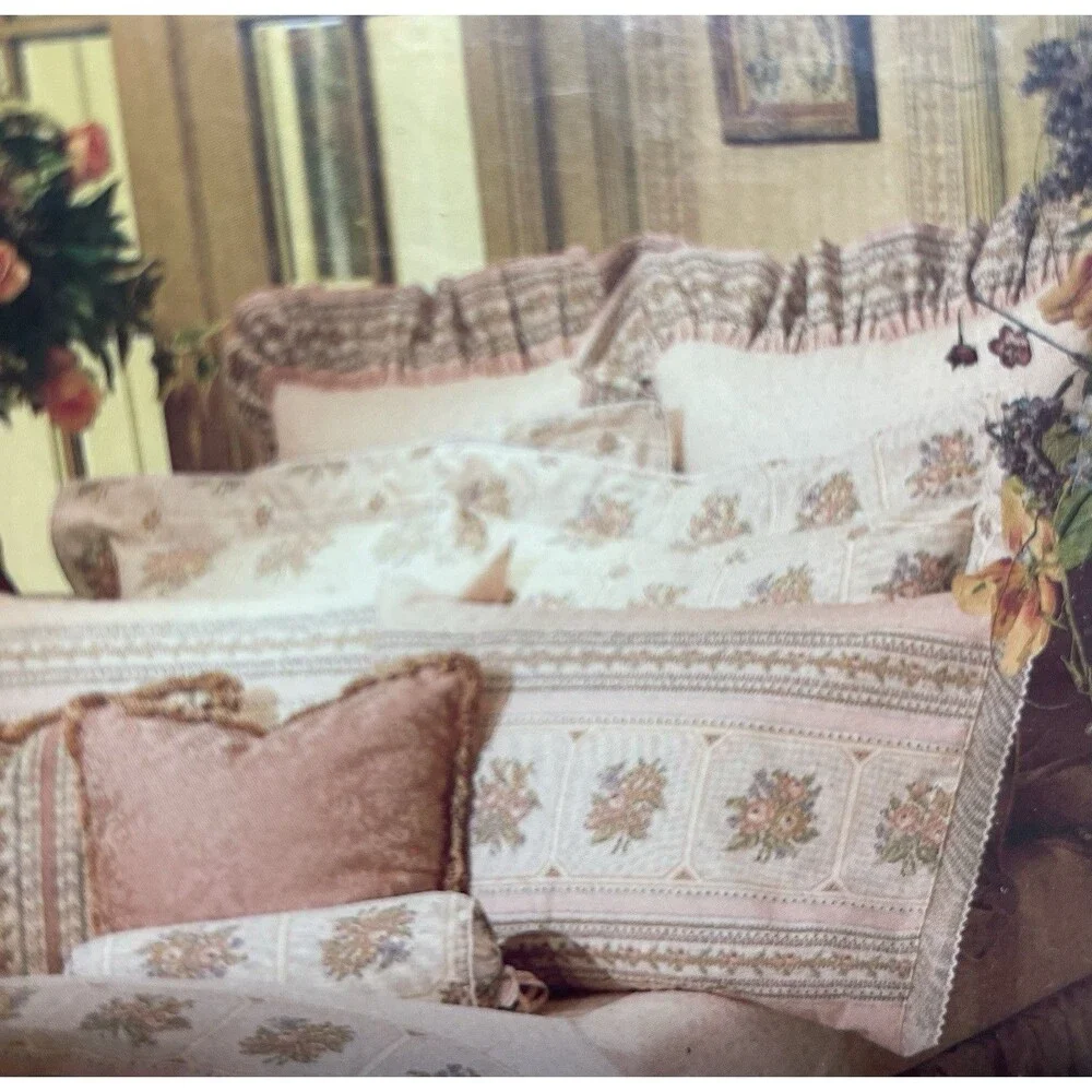 Vintage Louis Nichole Pillow Shams x2 Petit Point Roses 1988 Utica Cottage New